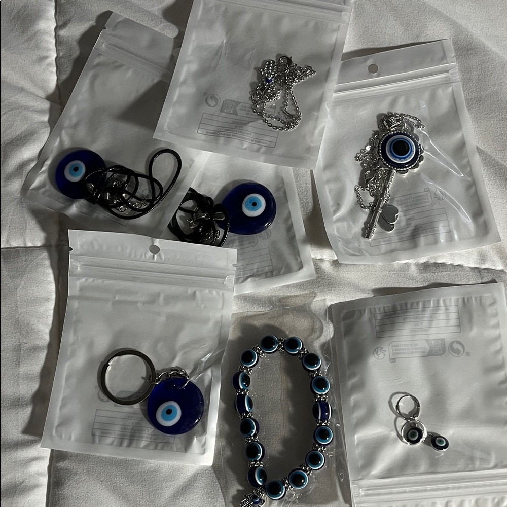 Evil Eye Jewelry Set with Keychains and Bracelet